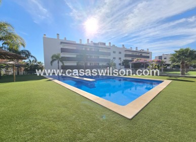 Sale - Apartment / Flat * - Orihuela Costa - Villamartín *