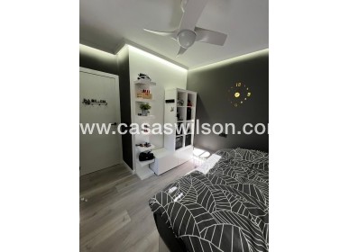 Sale - Bungalow - Torrevieja - Costa Blanca