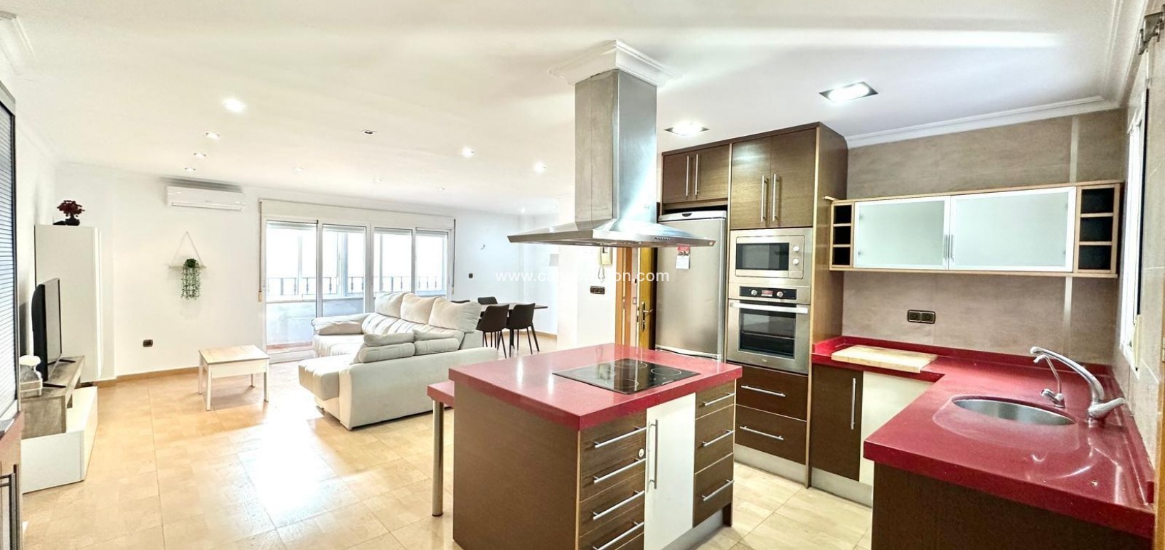 Sale - Apartment - Torrevieja - Centro