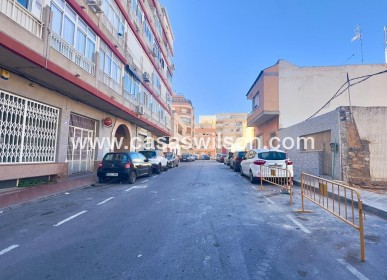 Sale - Apartment - Torrevieja - Centro
