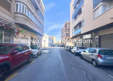 Sale - Apartment - Torrevieja - Centro