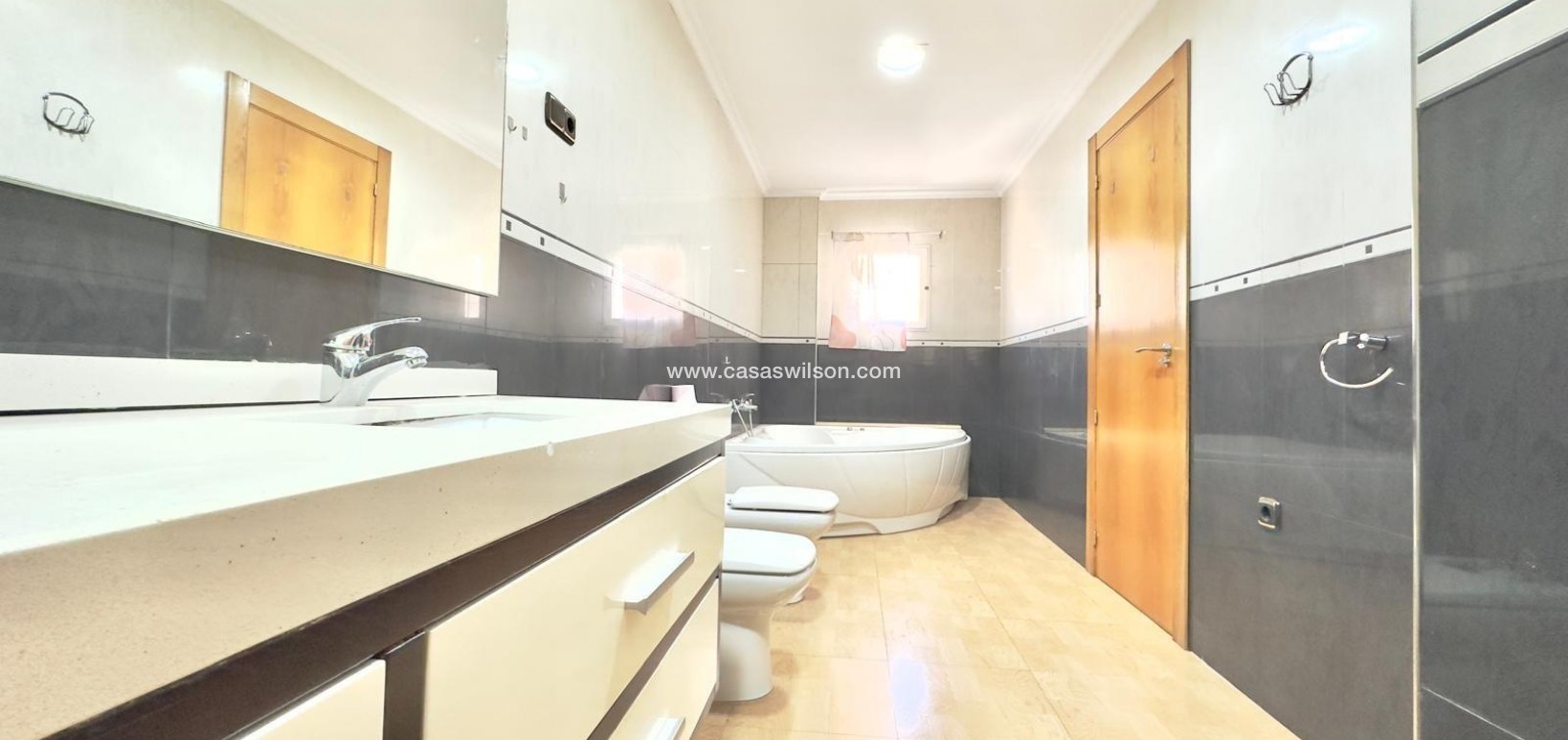 Sale - Apartment - Torrevieja - Centro
