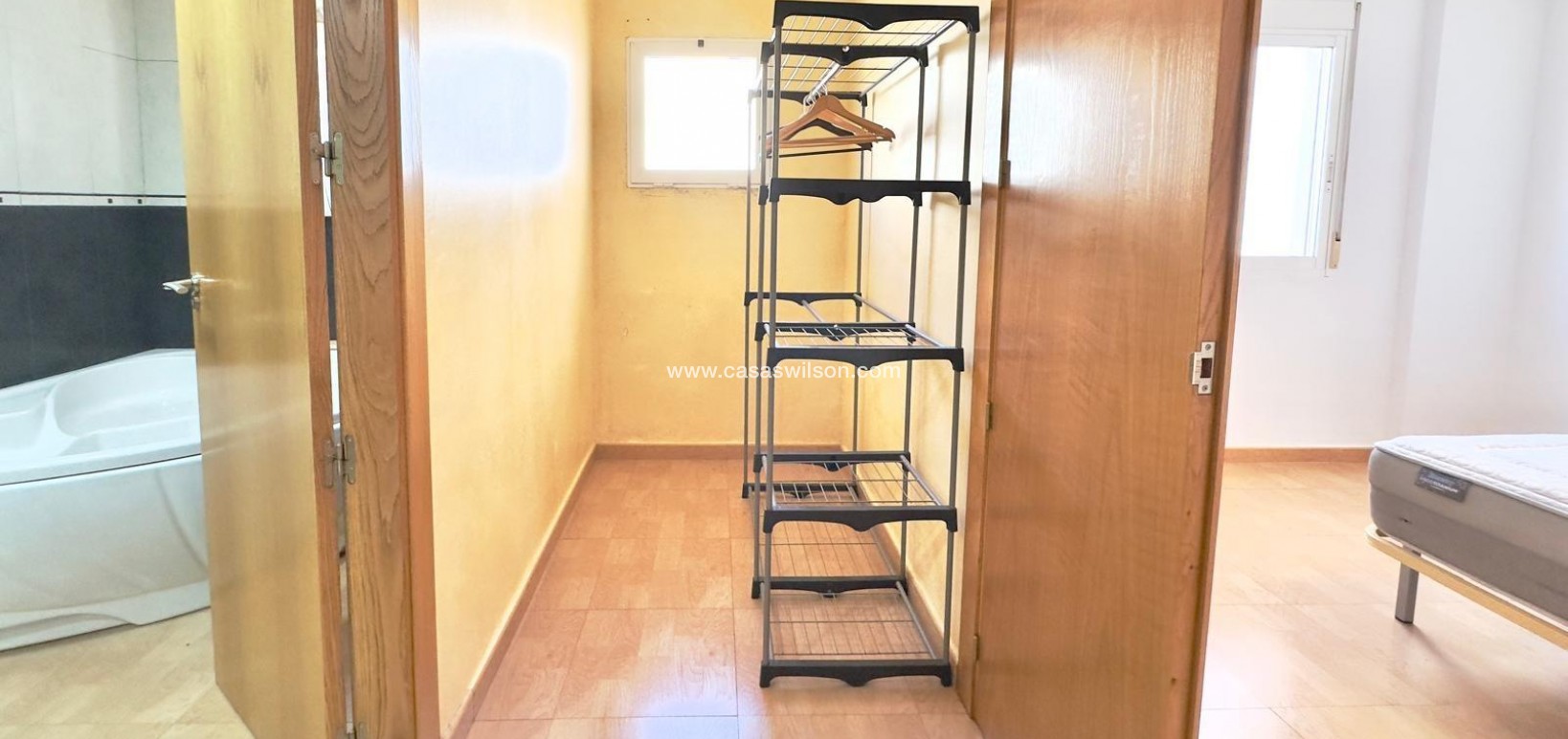 Sale - Apartment - Torrevieja - Centro