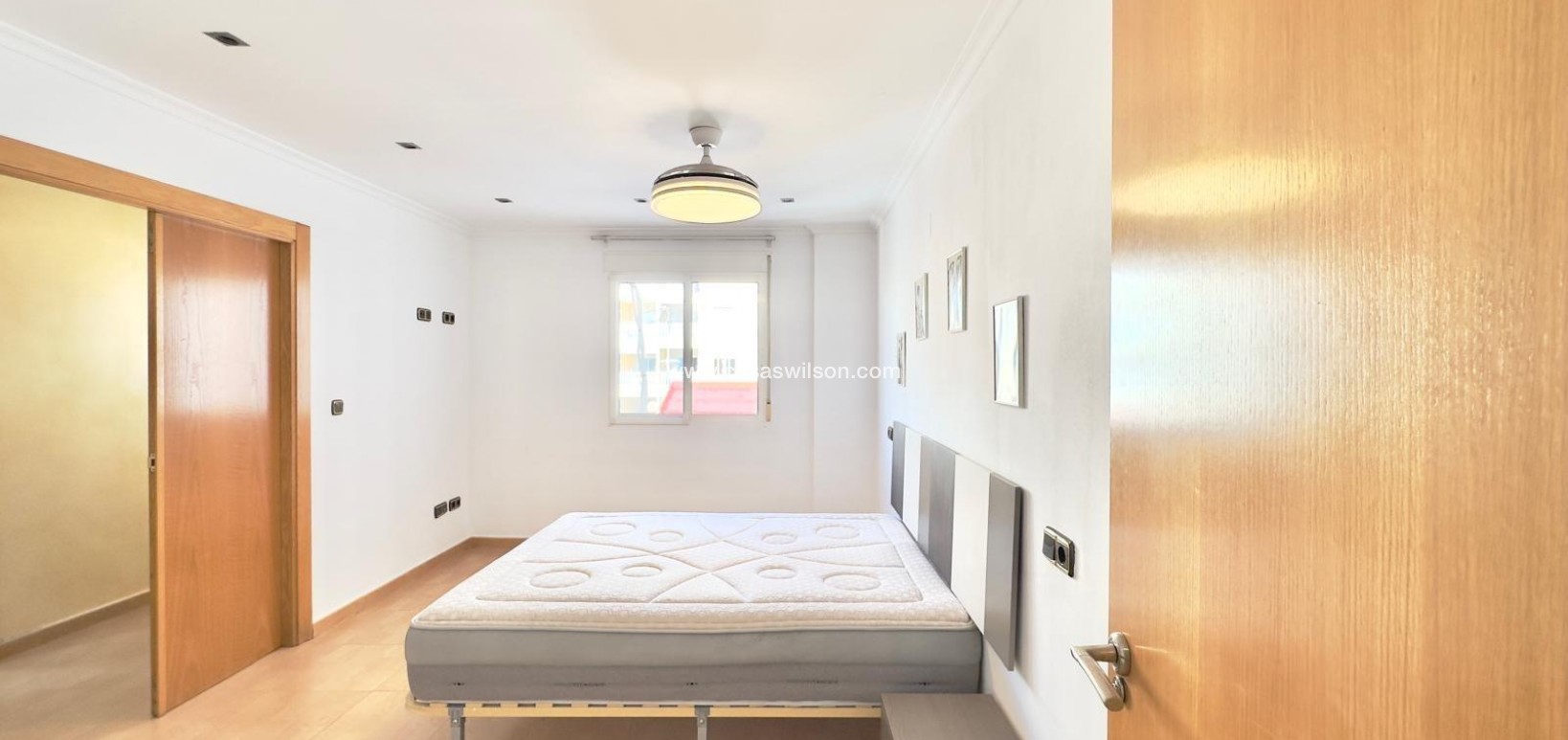 Sale - Apartment - Torrevieja - Centro