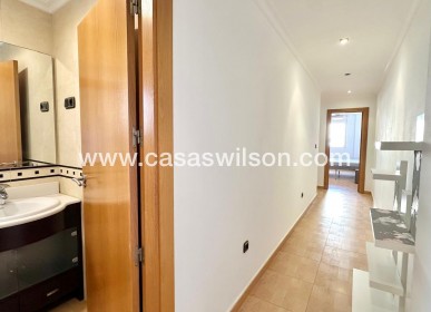 Sale - Apartment - Torrevieja - Centro