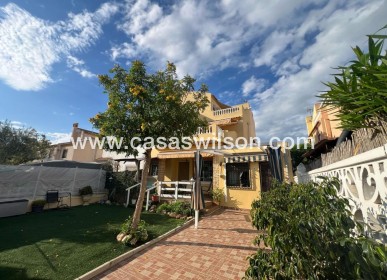 Sale - Townhouse - Torrevieja - Calas blanca