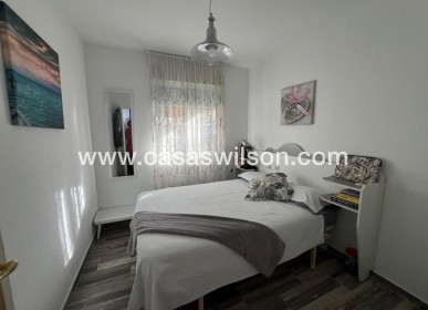 Sale - Townhouse - Torrevieja - Calas blanca