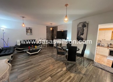 Sale - Townhouse - Torrevieja - Calas blanca