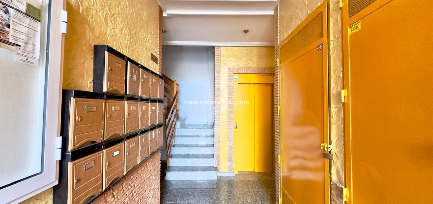 Sale - Apartment - Torrevieja - Centro