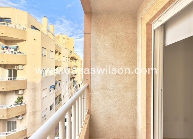 Sale - Apartment - Torrevieja - Centro