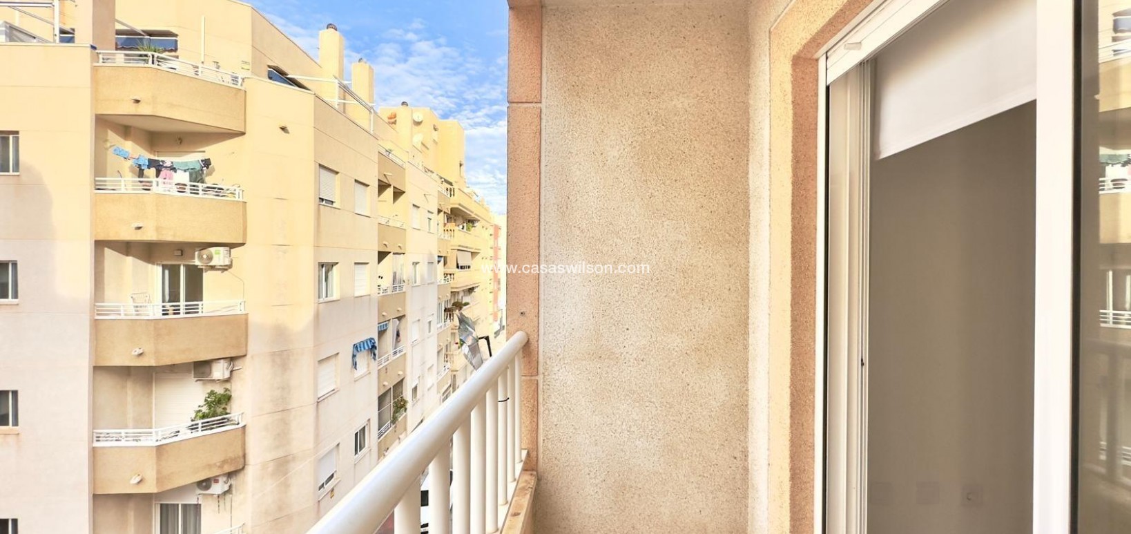 Sale - Apartment - Torrevieja - Centro
