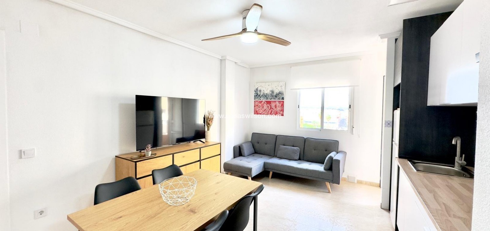 Sale - Apartment - Torrevieja - Centro