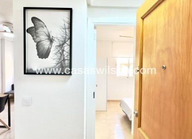 Sale - Apartment - Torrevieja - Centro