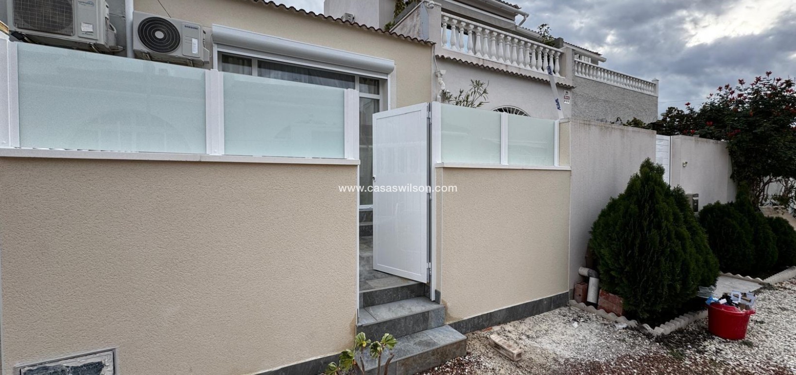 Sale - Bungalow - Torrevieja - La Siesta - El Salado - Torreta