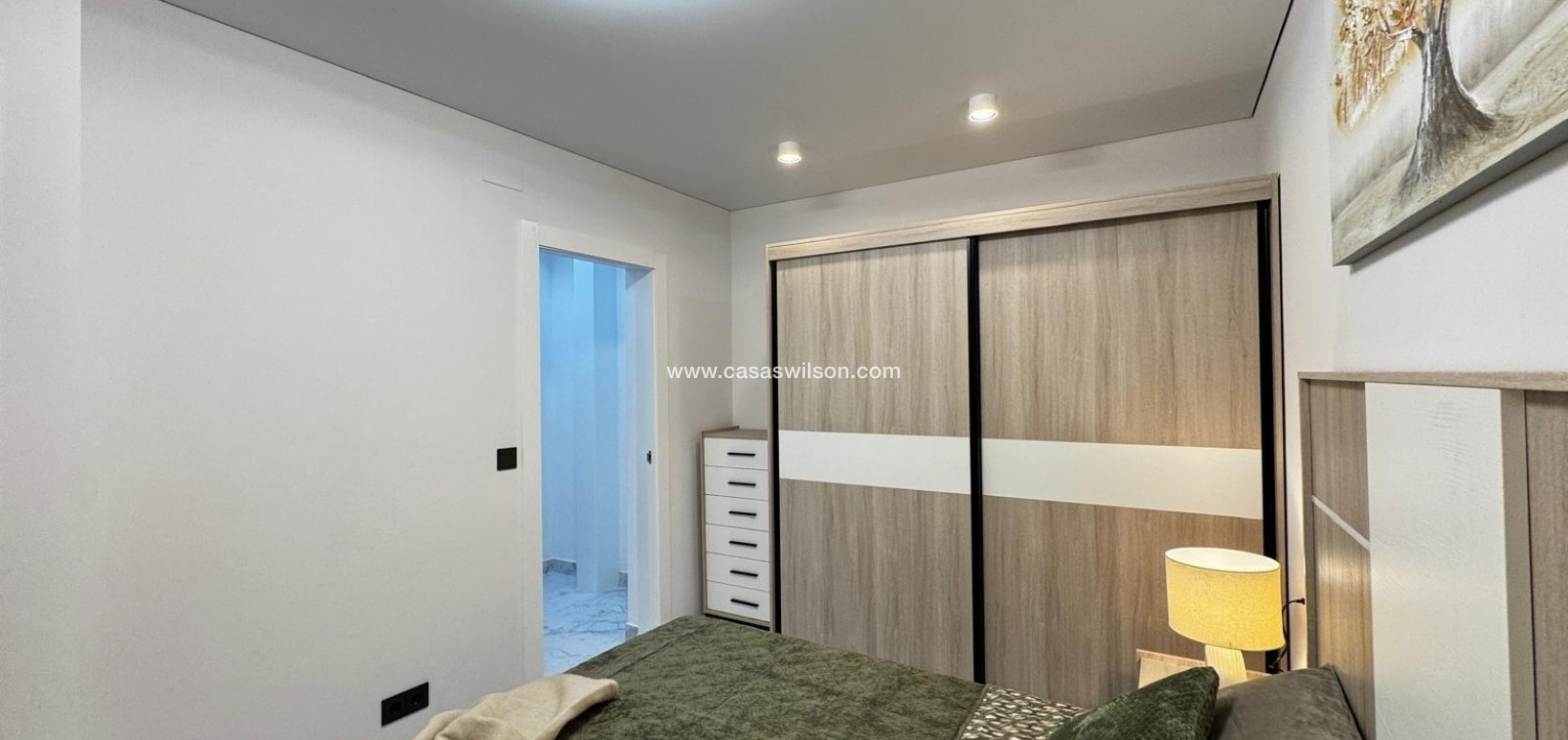 Sale - Bungalow - Torrevieja - La Siesta - El Salado - Torreta