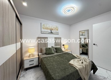 Sale - Bungalow - Torrevieja - La Siesta - El Salado - Torreta