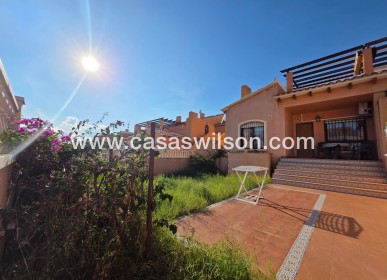Sale - Bungalow - Torrevieja - Zona Los Frutales