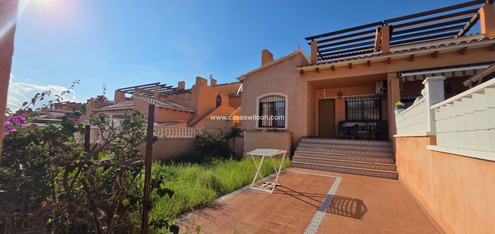 Sale - Bungalow - Torrevieja - Zona Los Frutales