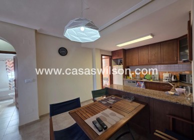 Sale - Bungalow - Torrevieja - Zona Los Frutales