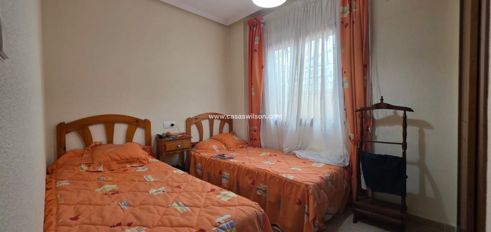 Sale - Bungalow - Torrevieja - Zona Los Frutales