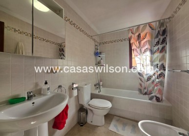 Sale - Bungalow - Torrevieja - Zona Los Frutales