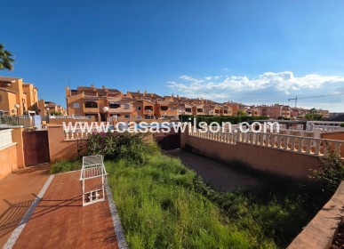 Sale - Bungalow - Torrevieja - Zona Los Frutales