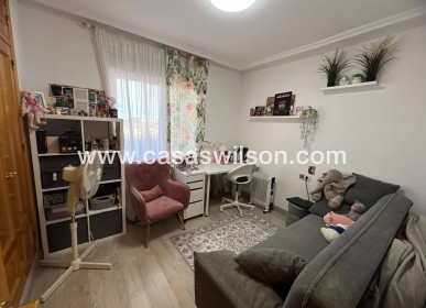 Sale - Apartment - Torrevieja - Aguas Nuevas