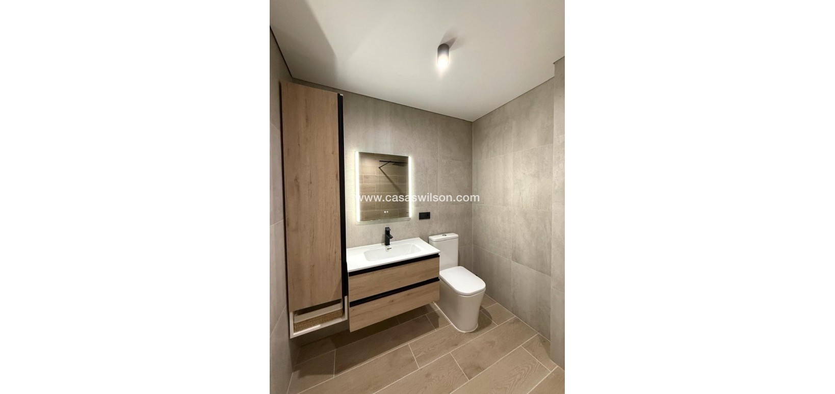 Sale - Apartment - Torrevieja - Paseo maritimo