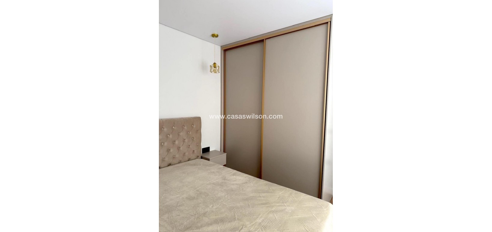 Sale - Apartment - Torrevieja - Paseo maritimo