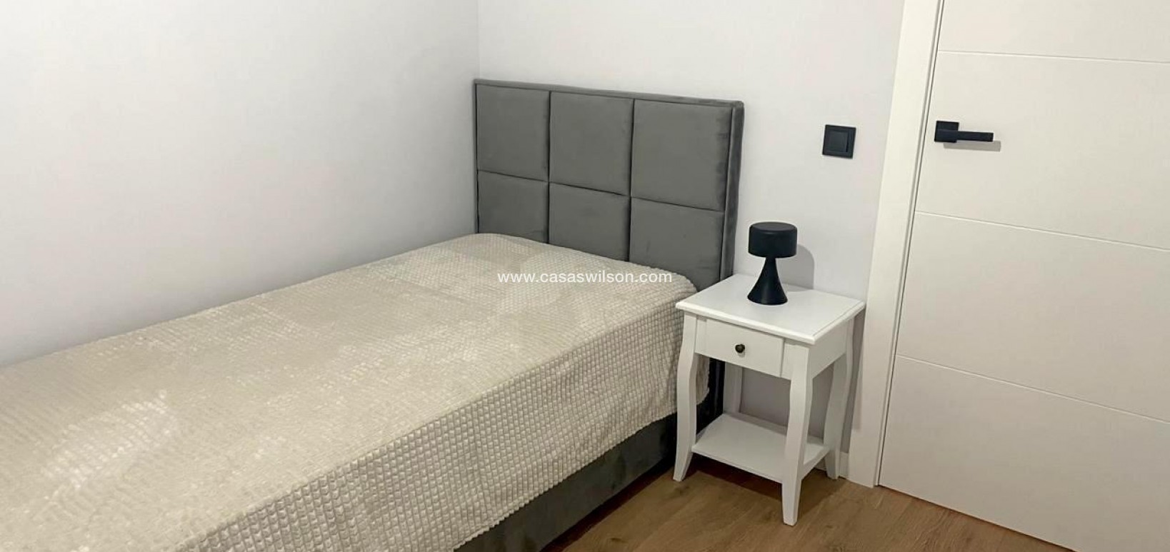 Sale - Apartment - Torrevieja - Paseo maritimo