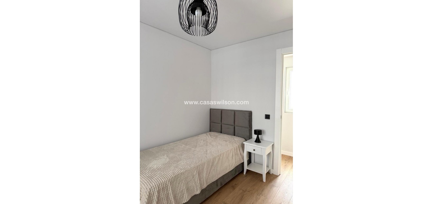 Sale - Apartment - Torrevieja - Paseo maritimo