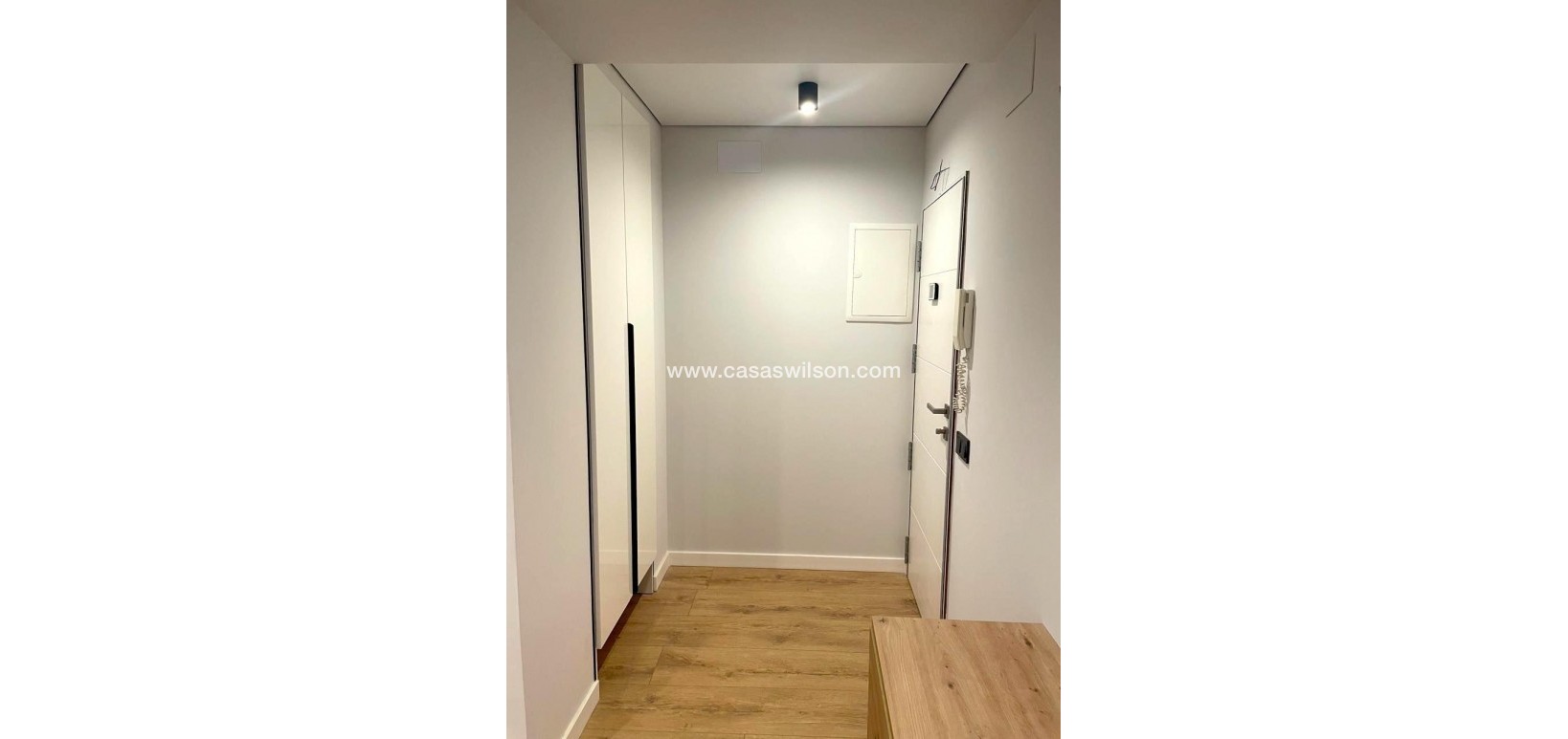 Sale - Apartment - Torrevieja - Paseo maritimo