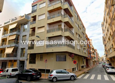 Sale - Apartment - Torrevieja - Paseo maritimo