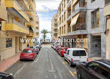 Sale - Apartment - Torrevieja - Paseo maritimo