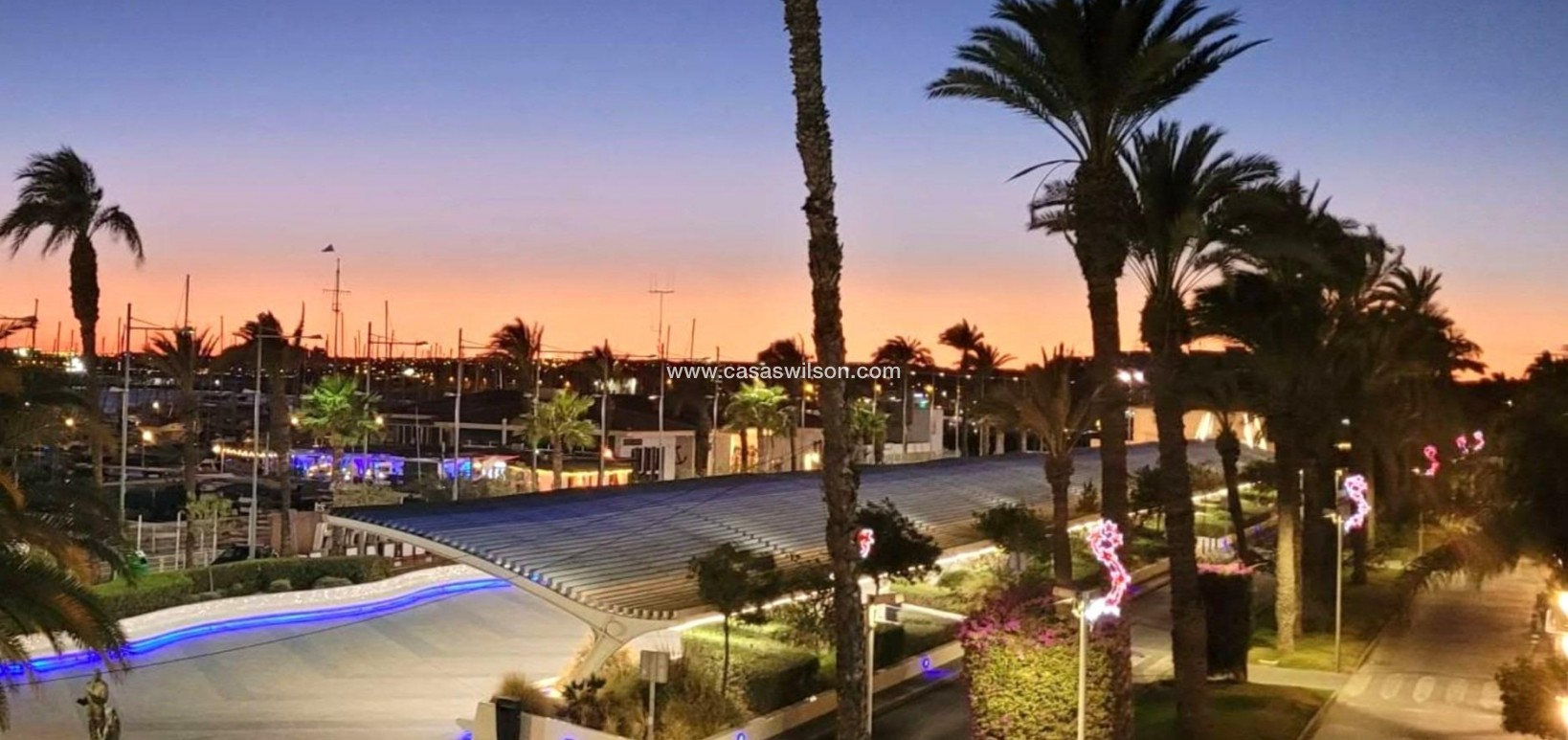 Sale - Apartment - Torrevieja - Paseo maritimo