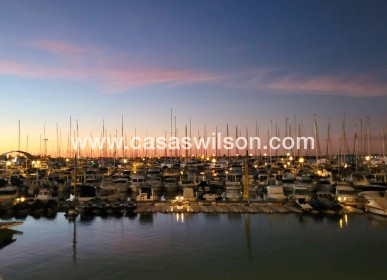 Sale - Apartment - Torrevieja - Paseo maritimo