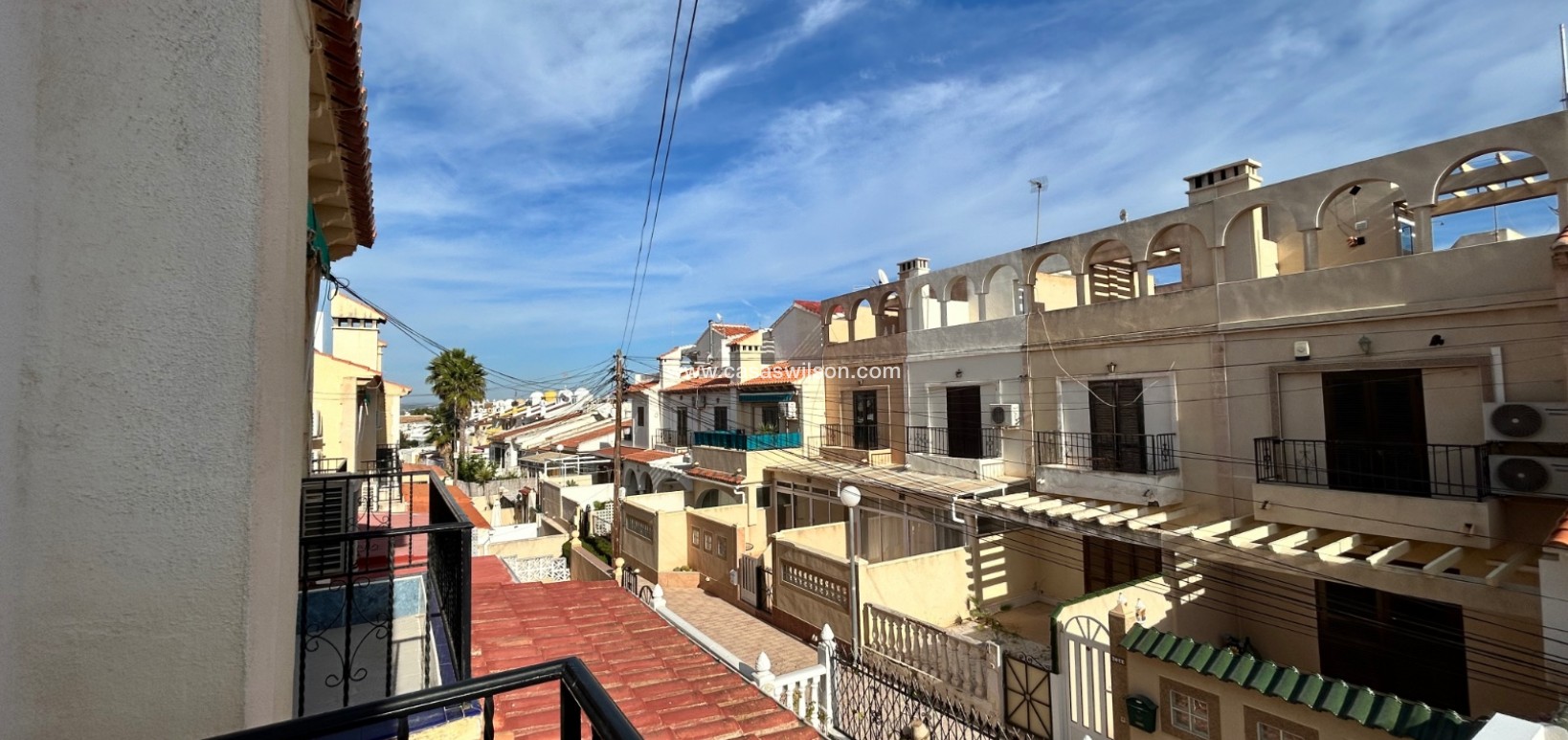 Sale - Townhouse - El Chaparral