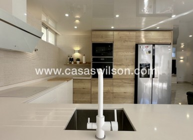 Sale - Villa - Orihuela Costa - Los Dolses