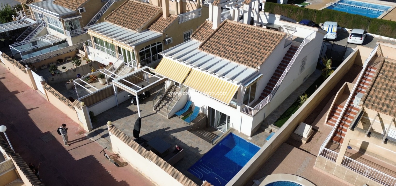 Sale - Villa - Orihuela Costa - Los Dolses