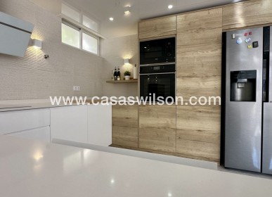 Sale - Villa - Orihuela Costa - Los Dolses