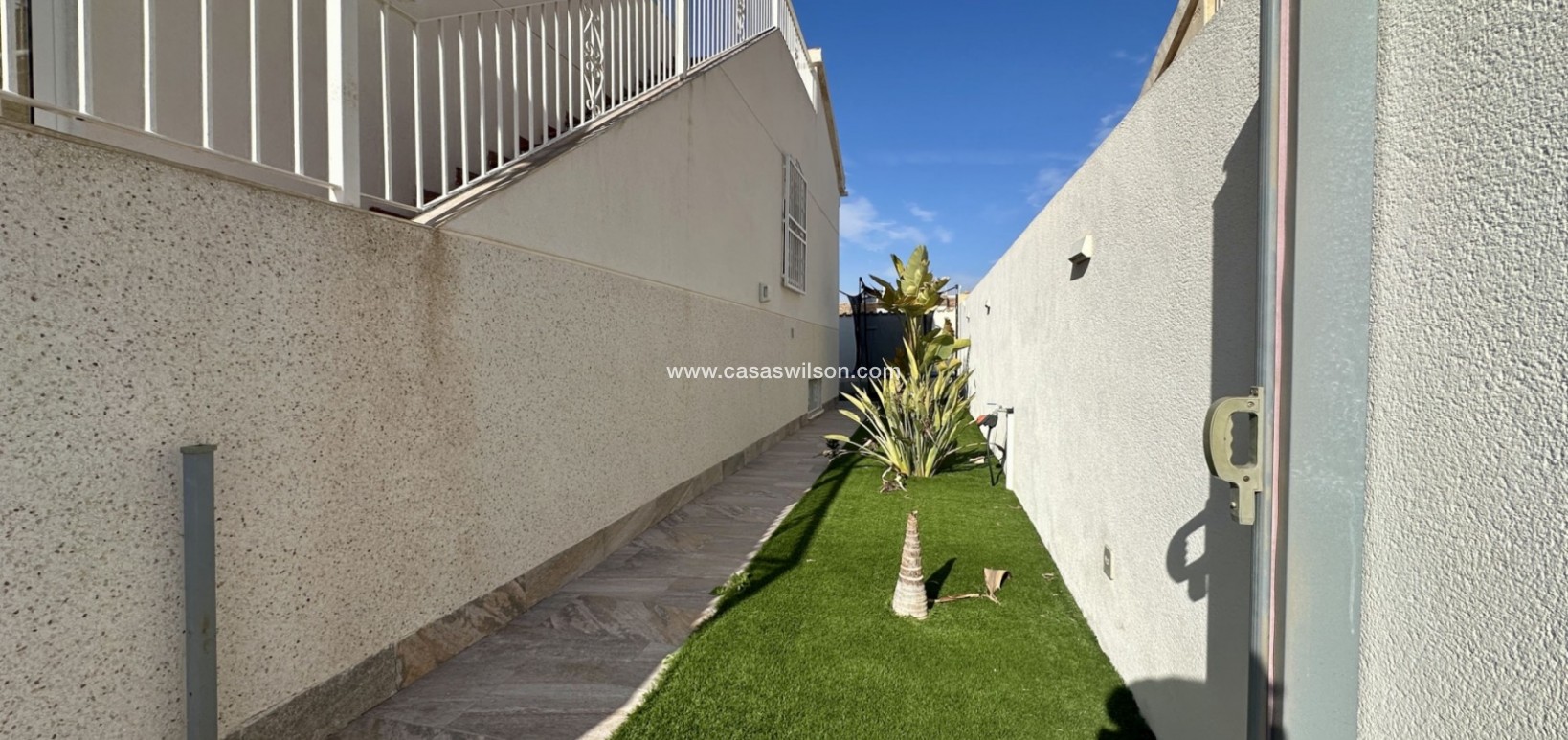 Sale - Villa - Orihuela Costa - Los Dolses