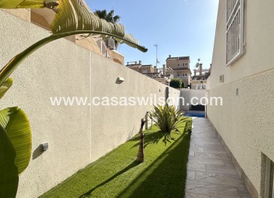 Sale - Villa - Orihuela Costa - Los Dolses