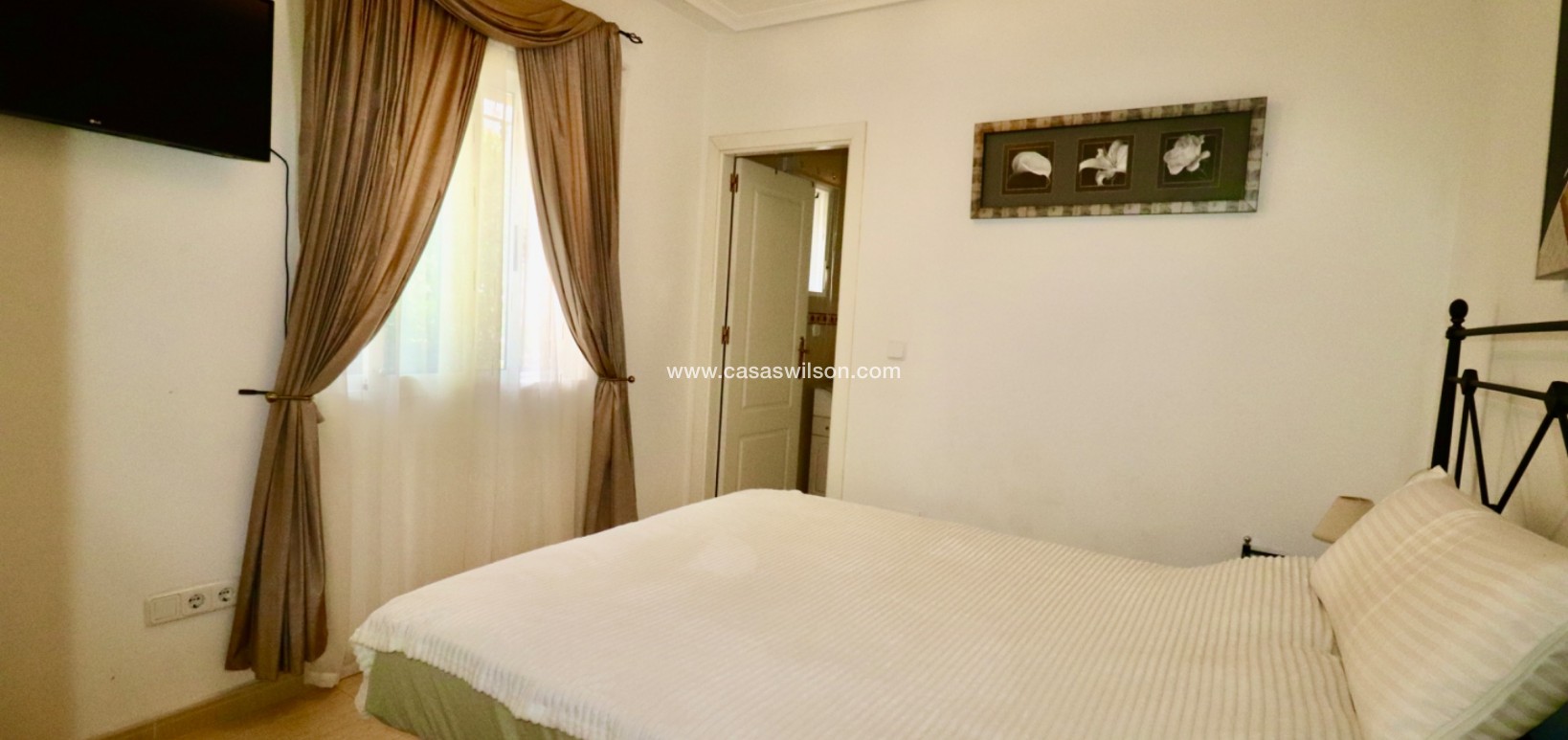 Sale - Villa - Guardamar del Segura - El Raso