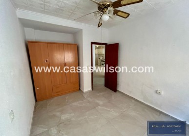 Sale - Apartment - Torrevieja - Centro