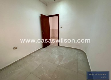 Sale - Apartment - Torrevieja - Centro