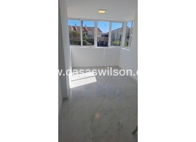 Sale - Townhouse - Torrevieja - Aguas Nuevas