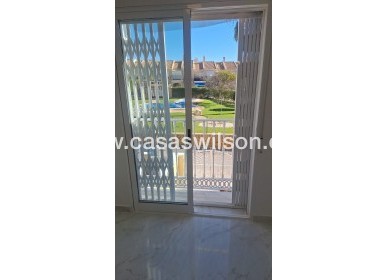 Sale - Townhouse - Torrevieja - Aguas Nuevas