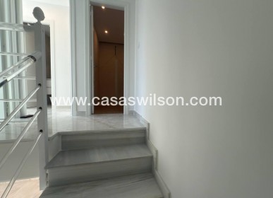 Sale - Townhouse - Torrevieja - Aguas Nuevas