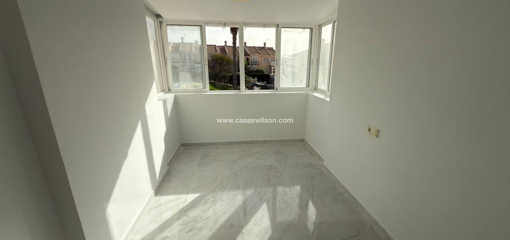 Sale - Townhouse - Torrevieja - Aguas Nuevas