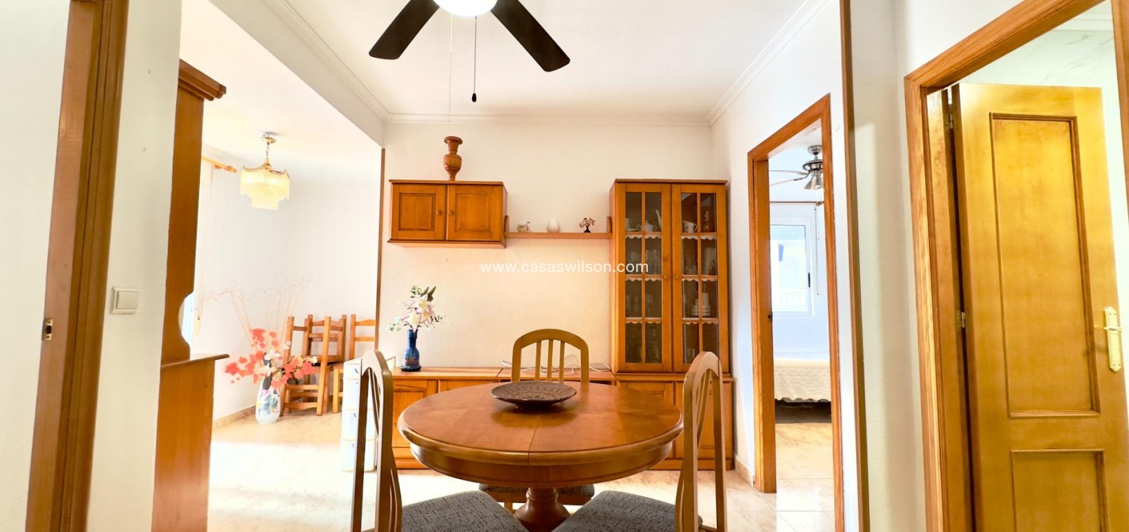 Sale - Apartment - Torrevieja - Centro